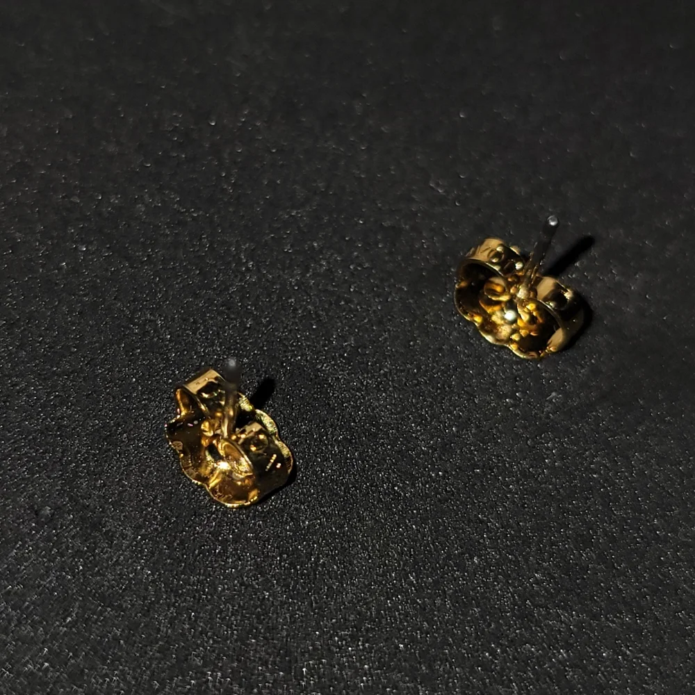 Avon Stars and Stripes American Flag Star Earrings USA Gold Tone Post Dangle